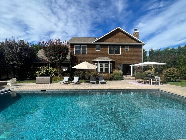 Photo - 18 Spring Ln