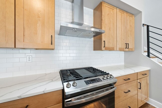 Photo - 2200-102 Millbank Village CT