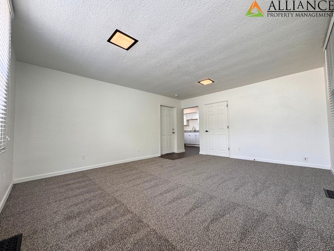 Photo - 1510 College Ave Unit B4