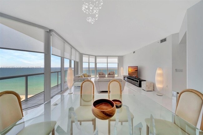 Photo - 6001 N Ocean Dr Unidad 1001