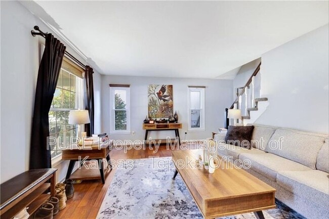 Photo - 3708 SW Windemere Dr