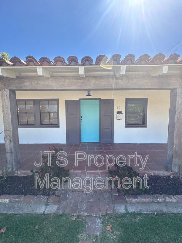 Photo - 501 J St