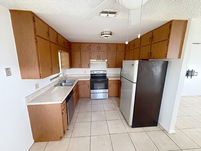 Photo - Lovely 2 bedroom 1 bath!