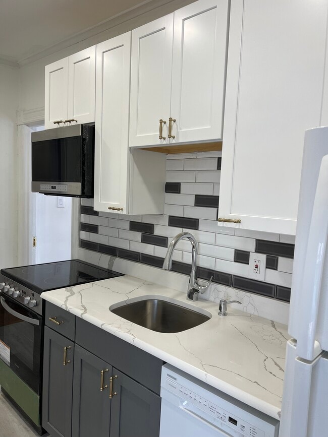 Photo - 75 Kearney St Unit 4