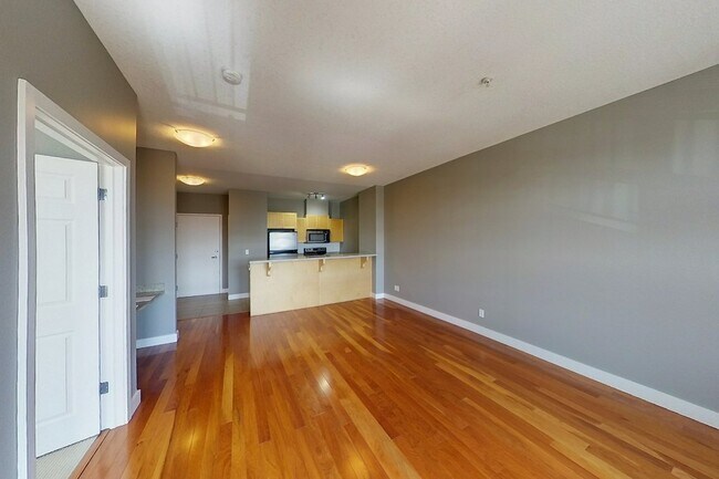 Photo - MODERN 1 BDRM APARTMENT Unit A