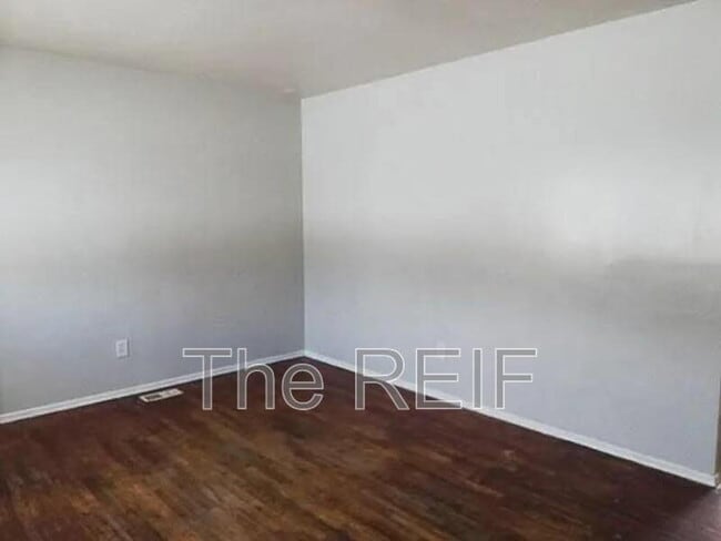 Photo - 6203 Hilton Ln