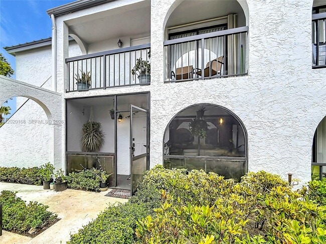 Building Photo - 18296 Mediterranean Blvd Unit 404