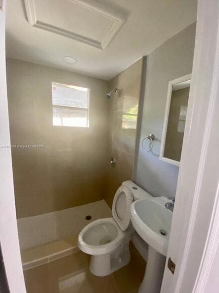 Photo - 345 NE 168th St Unit A