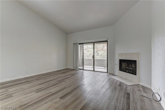 Photo - 5056 S Rainbow Blvd Unidad 205