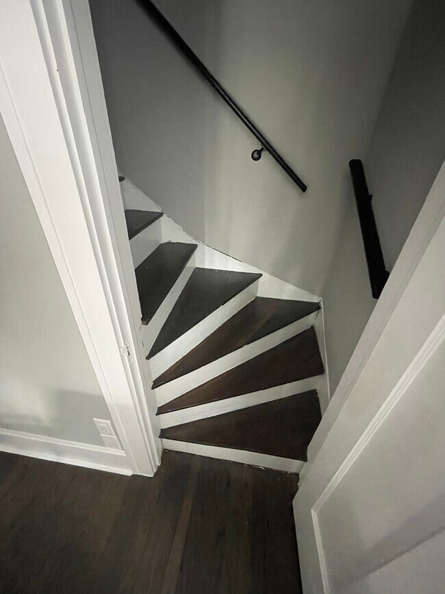 Photo - 1524 E Algonquin Rd