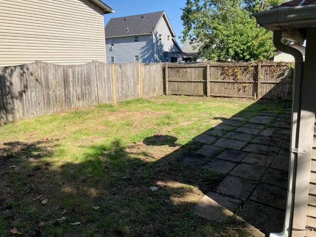 Photo - 1625 Navarre Rd SW