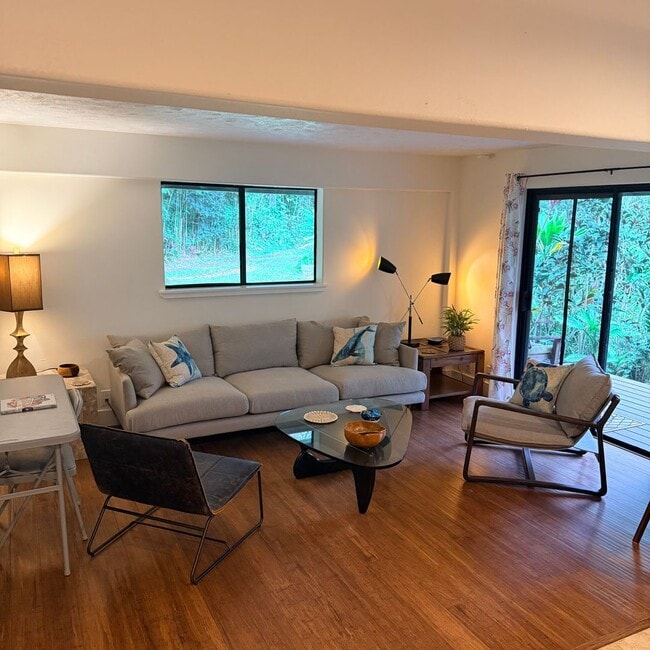 Building Photo - For Rent: Furnished 2-Bedroom, 1-Bath Ohana – Ha?iku