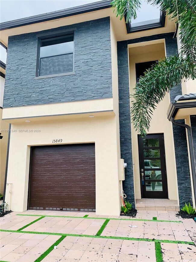 Photo - 15849 NW 91st Ct