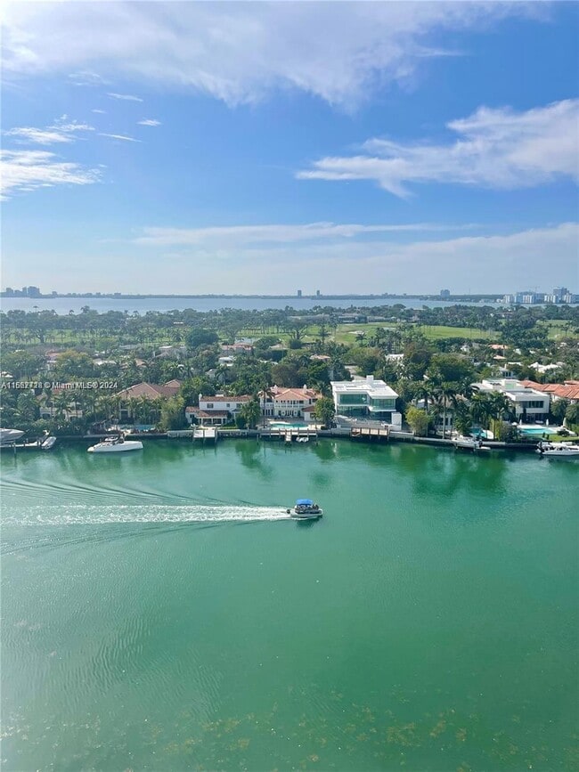 Photo - 5600 Collins Ave