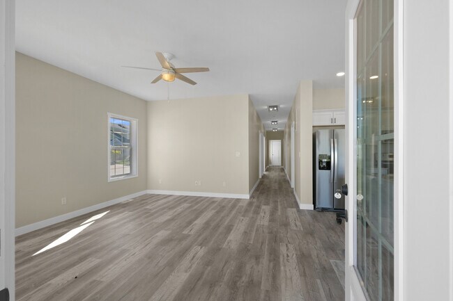 Photo - 13 Starboard St