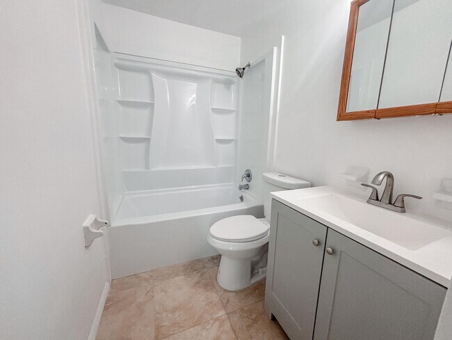 Photo - 2612 S 29th St