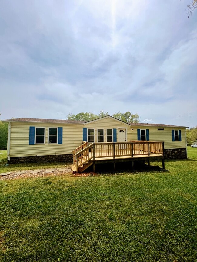 3 Bedroom Home in Campbell County - 3 Bedroom Home in Campbell County