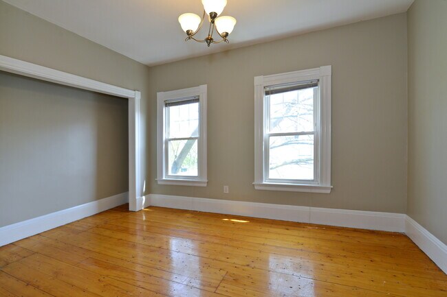 Photo - 75 Munroe St Unit 2