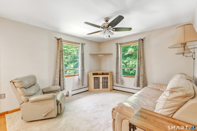 Photo - 5B Saxony Dr