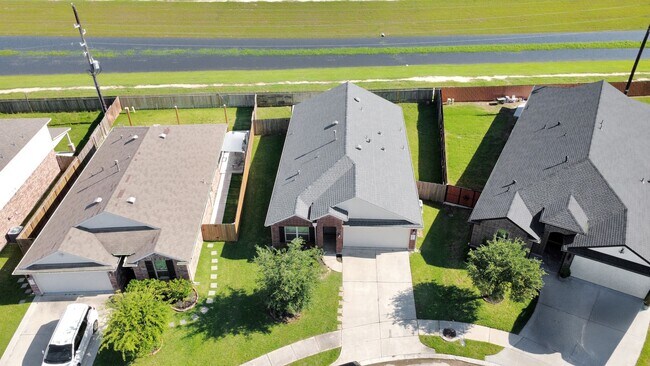 Photo - 20939 Wedgewood Chase Wy