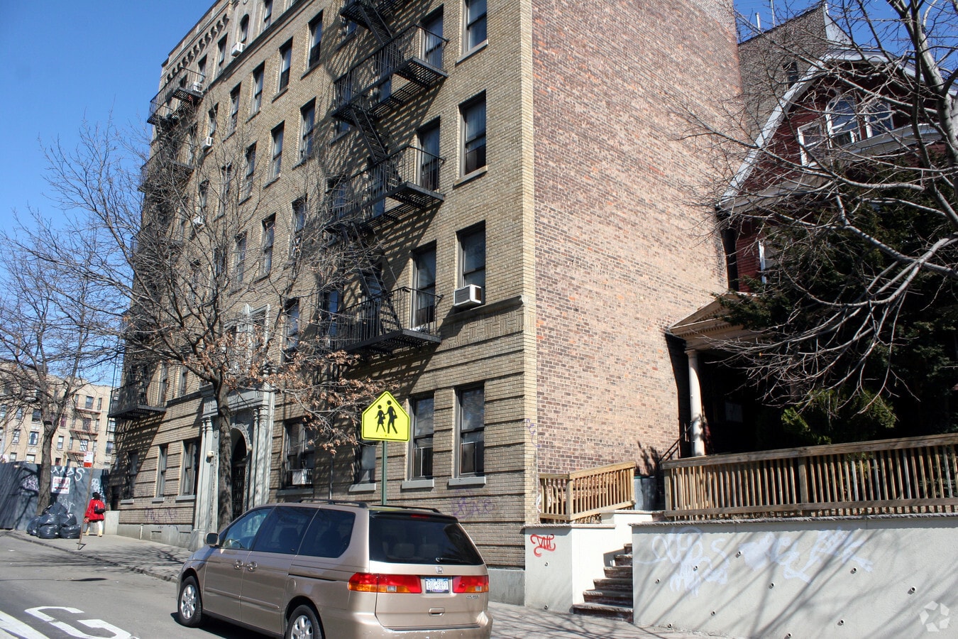 211 Bedford Park Blvd - 211 Bedford Park Blvd