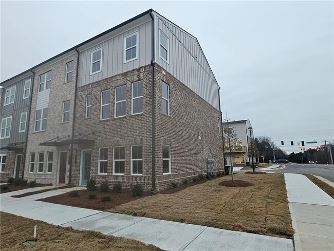 Photo - 2859 Beacon Cove