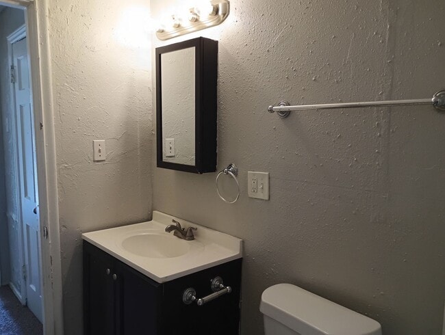 Photo - Close to shopping Centers!