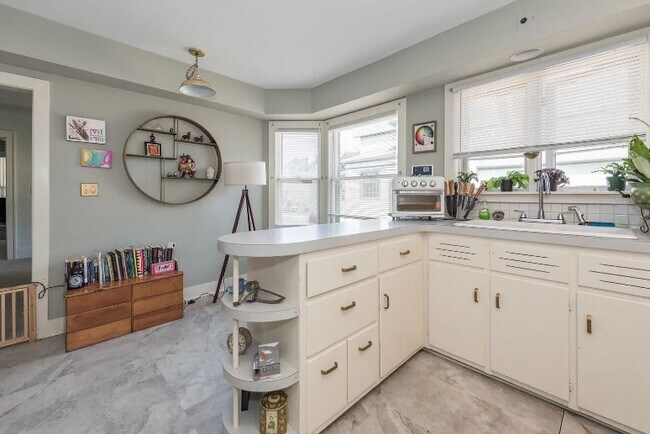 Photo - 512 Glenwood Ave SE Unidad 2