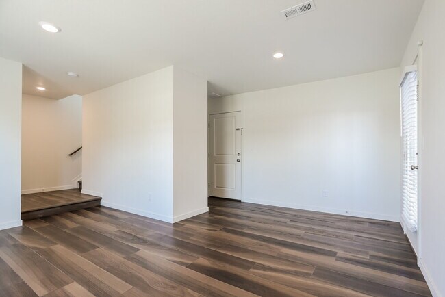 Photo - 4748 N Tower Ct