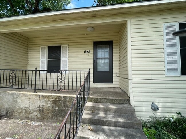 Photo - **AVAILABLE NOW** Charming 2 Bedroom 1 Bath Home in White Settlement