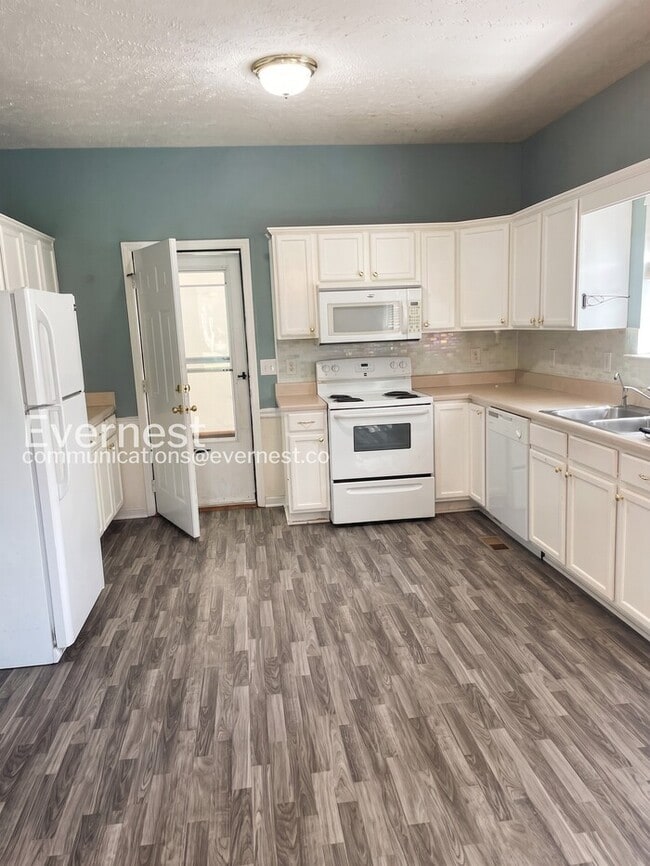 Photo - 3 Bed, 2.5 Bath Home with Garage / Coming Soon!