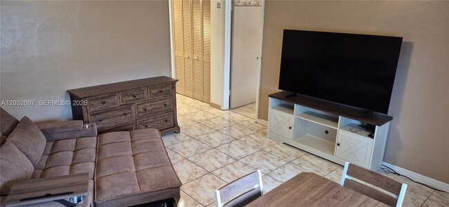 Photo - 5510 SW 38th St Unit 5510