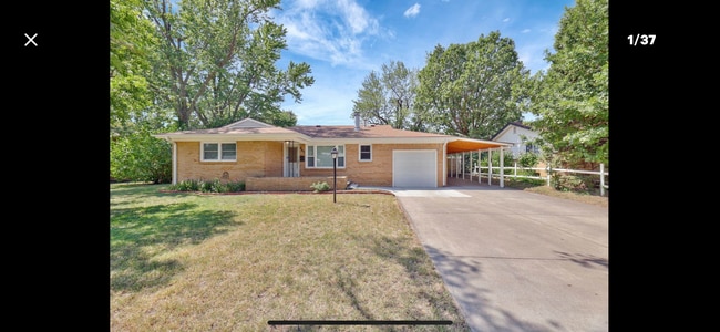 Building Photo - 865 N Redbarn Ln Rental