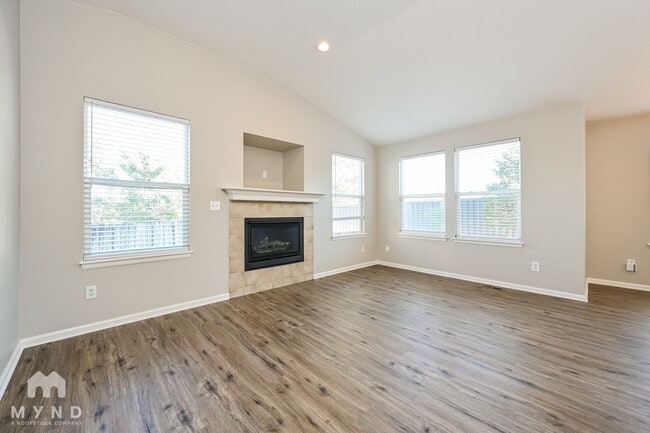 Photo - 19609 E Elk Creek Dr