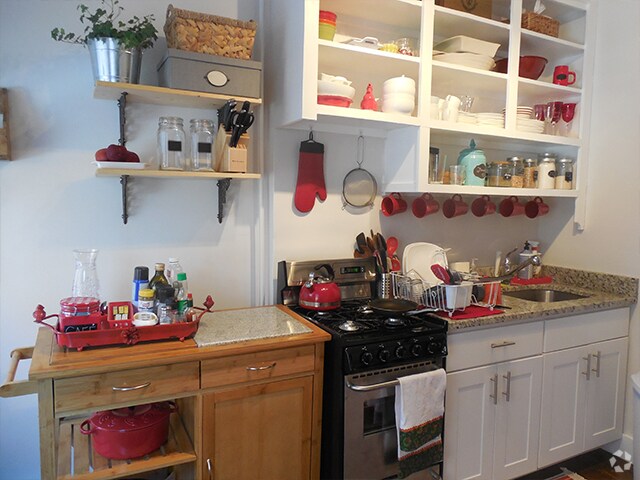 Building Photo - 120 Willow St Unit 114-2A Rental