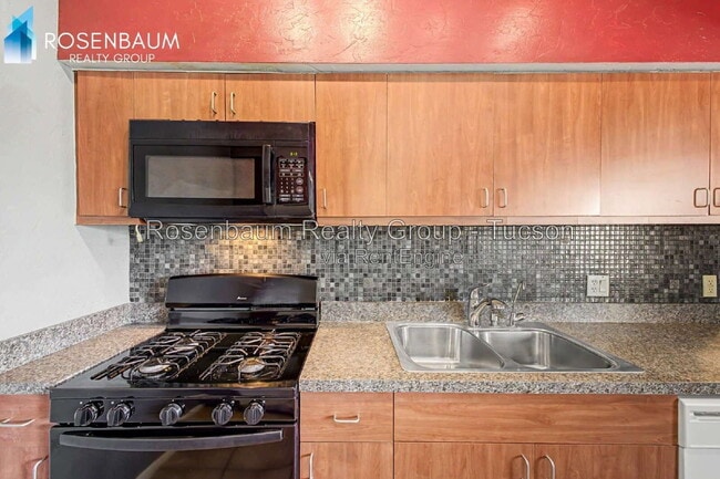 Photo - 2525 N Alvernon Way Unit F6