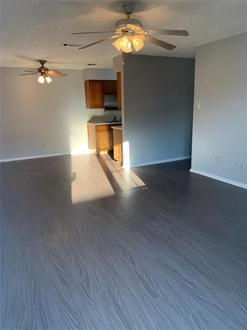 Photo - 719 Bluebonnet Dr