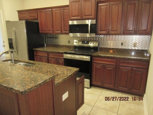 Photo - Beautiful 4 Bedroom in Navarre!