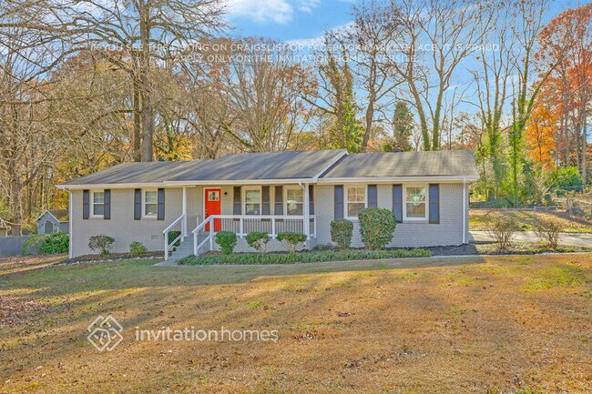 Photo - 1948 Englewood Way SW