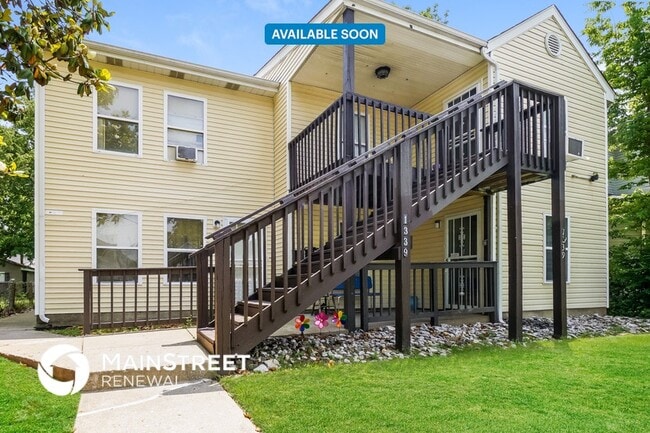 Building Photo - 1339 S 28th St Rental