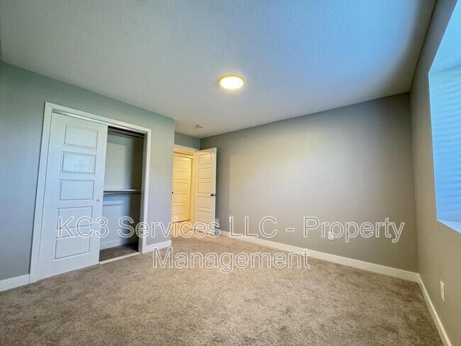 Photo - 2018 SW Holdbrooks Dr
