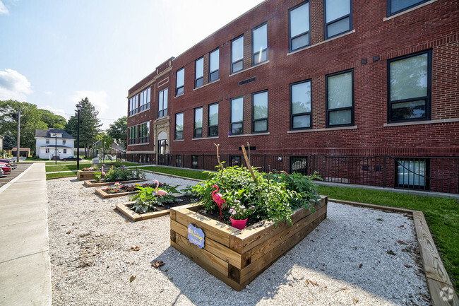 Building Photo - Willow Commons Apartments