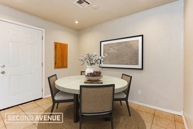 Photo - 6513 Ashby Terrace