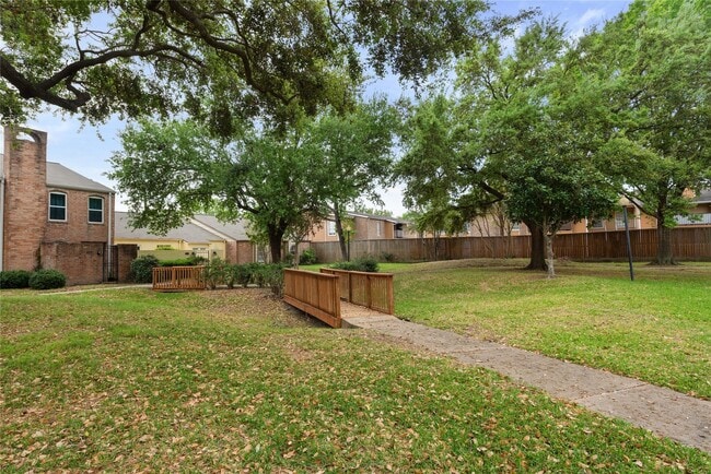 Photo - 11805 Southlake Dr