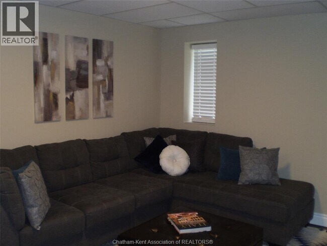 Photo - 601 Grand Ave E