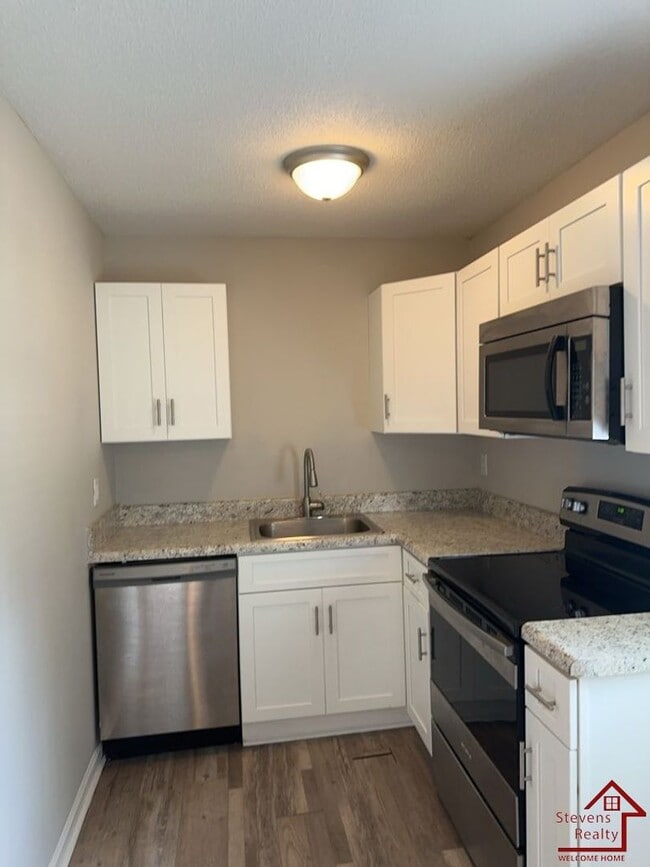 Building Photo - 4380 Delashmitt Rd Unit B