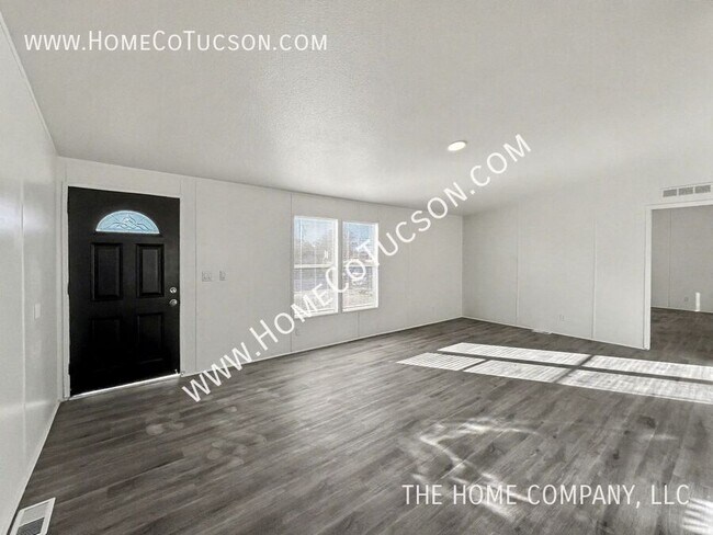 Photo - 5717 S Stewart Blvd