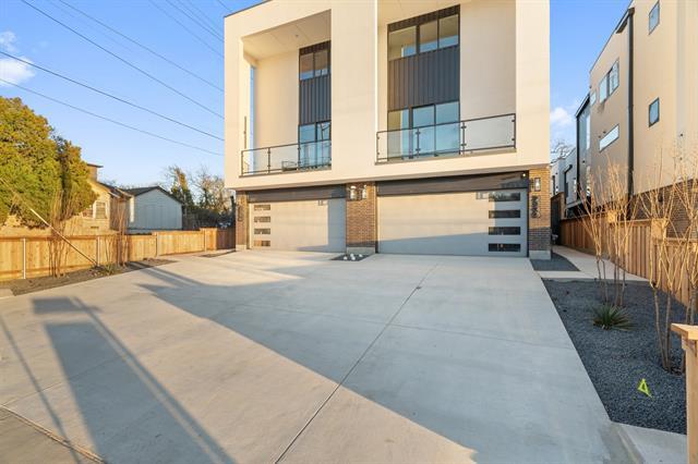 Photo - 2348 Wycliff Ave
