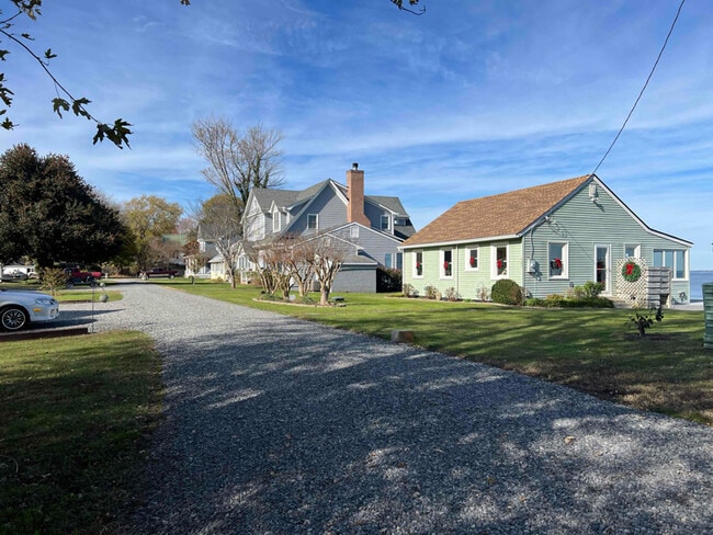 Photo - 187 Rivers Edge Ln