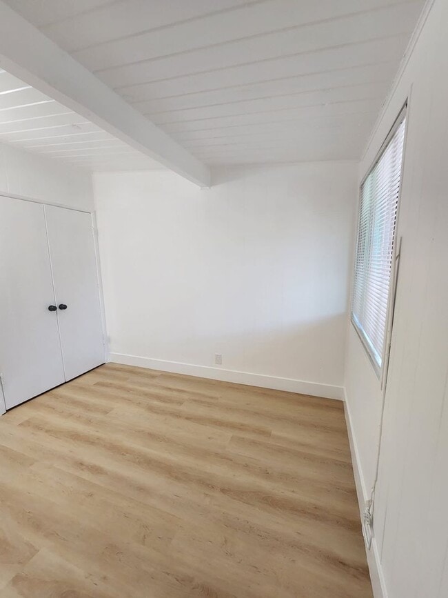 10508 S Inglewood Ave Unit 6
